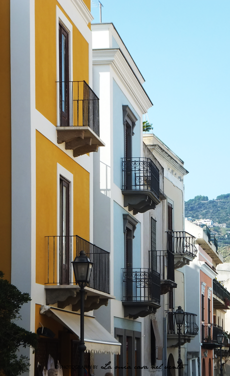 { Vulcano e Lipari } Aeolian Island