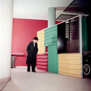 Le Corbusier a colori