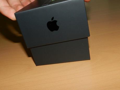 Nero vs. Bianco iPhone 5 l’Unboxing di AppleZone