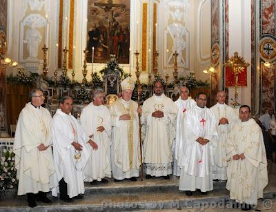 Il Coro di Positano a Cetara per festeggiare Don Nello...