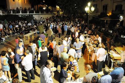 Il Coro di Positano a Cetara per festeggiare Don Nello...