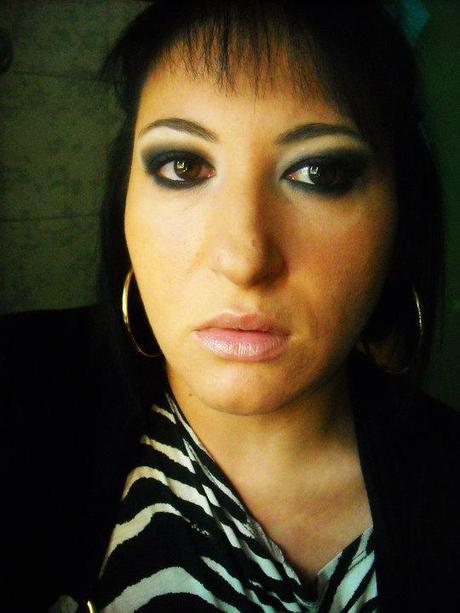 FOTD del 27/10/2010 : Vero in total black smokey eyes...