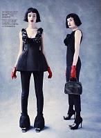 Gwen Loos & Pauline van der Cruysse for Vogue Turkey November 2010 by Mariano Vivanco