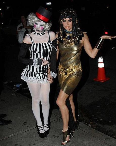 Celebrity_Halloween_Costumes15