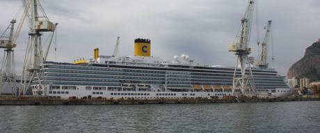 Costa Luminosa in Dry Dock a Palermo