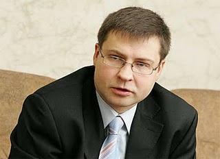 Tanti voti e tanti problemi per Dombrovskis