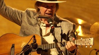 Neil Young, Le Noise