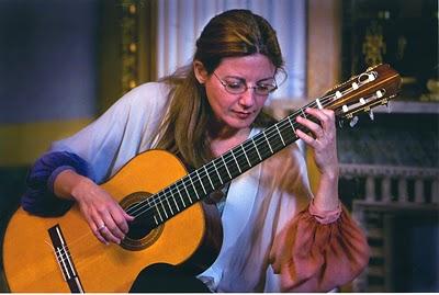 ELENA CASOLI in concert