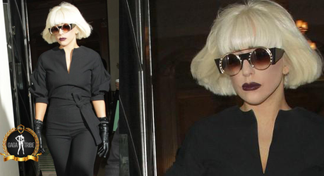 Candids: Lady GaGa a Londra (04/11/2010)