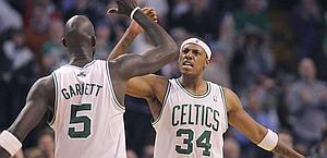 L'entusiasmo di Pierce e Garnett. Ap