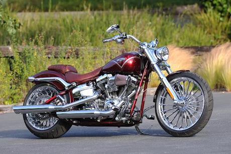 Harley-Davidson CVO Breakout 2013