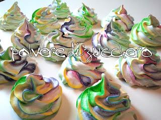 Meringhe arcobaleno: ricetta by Paola Polvere di Zucchero