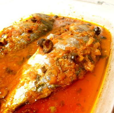 orata al pomodoro  (tsipoura kokkinistì)