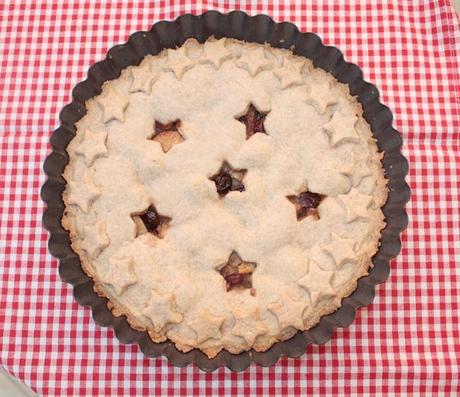 Crostata di farro con mele e pere alla cannella