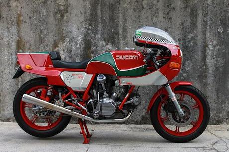 Ducati MHR 900 by Stefano Casarsa