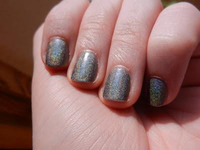 Review || Kiko Lavish Oriental nail polish n 400