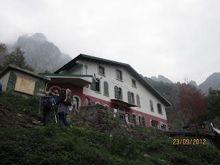 Salita al Rifugio Alpinisti Monzesi