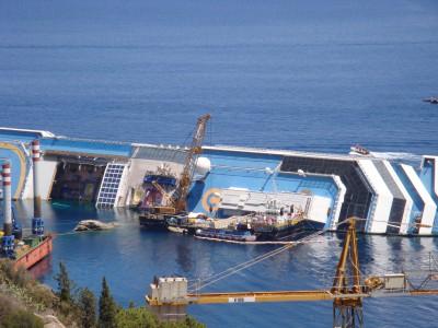 Costa Concordia - Chi ci crede e chi non ci crede ... 