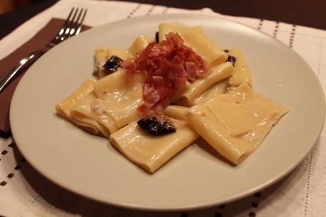 Paccheri con prugne e gorgonzola