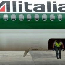 Volo Alitalia per Lamezia Termini lascia a terra cinque diversamente abili