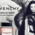 Mistico e femminile: Dahlia Noir, creazione Givenchy dall’amicizia di Mariacarla Boscono e Riccardo Tisci