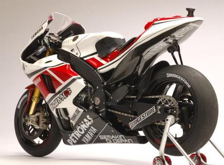 Yamaha YZR-M1 50th Anniversary J.Lorenzo 2011 by Utage Factory House