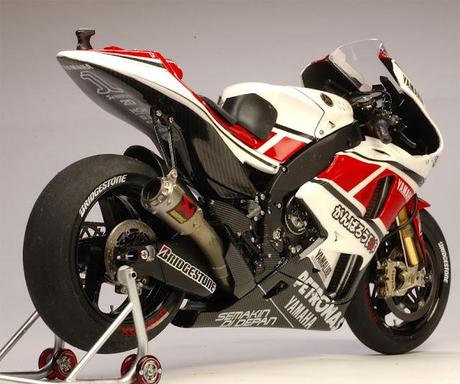 Yamaha YZR-M1 50th Anniversary J.Lorenzo 2011 by Utage Factory House