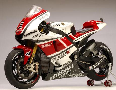 Yamaha YZR-M1 50th Anniversary J.Lorenzo 2011 by Utage Factory House