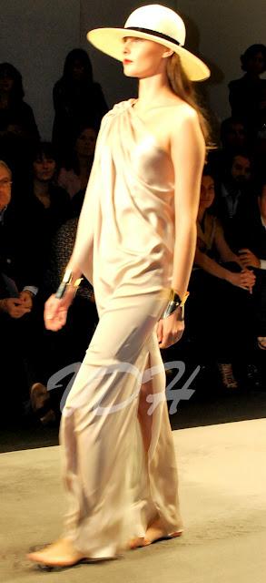 Paris Fashion Week : Maison Rabih Kayrouz Spring / Summer 2013