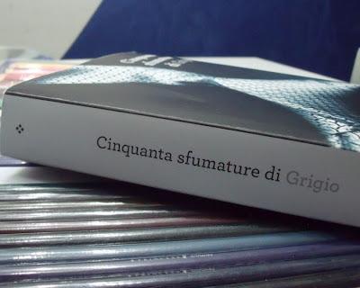 Cinquanta sfumature di grigio (E. L. James) - Venerdì del libro