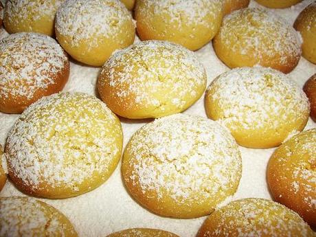 Biscottini morbidi al profumo di limone