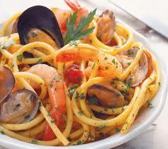 Spaghetti freddi con battuto di mare