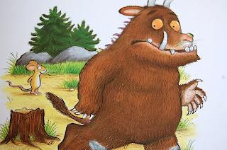 Libri di pupa: A spasso col mostro.