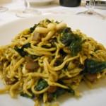 spaghettini di farro con pinoli buristo e cavolo nero