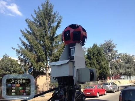 Tour in città per l’auto di Google Maps a Roma !