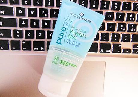 Essence Pure Skin Anti-spot wash gel.