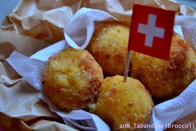 Mini arancini (tondi) di gruyère