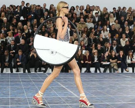 La borsa hula hop di Chanel: ed è subito Sofficini