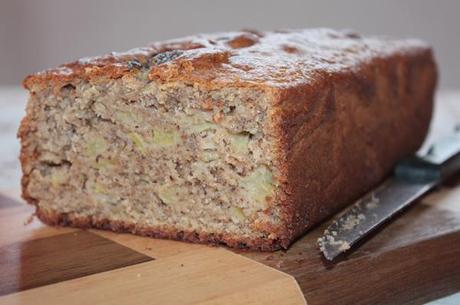 Plumcake di grano saraceno alle mele profumato alla cannella e zenzero