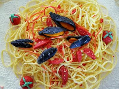 Spaghetti Cozze e pomodorini.