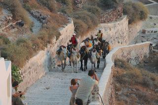 Andar per isole nel Mar Egeo: Santorini