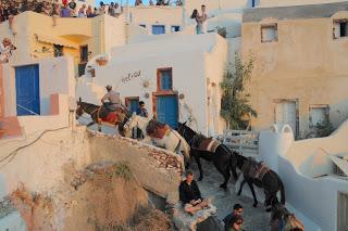 Andar per isole nel Mar Egeo: Santorini