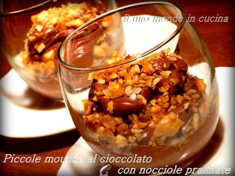 MOUSSE AL CIOCCOLATO E NOCCIOLE