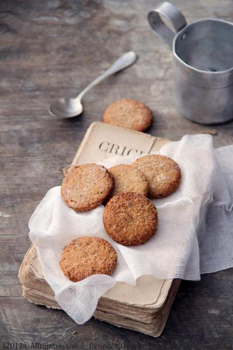 Biscotti vegani e glutenfree per un ritorno in punta di piedi - Vegan Bisquits