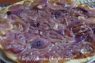 Tarte tatin di cipolle rosse