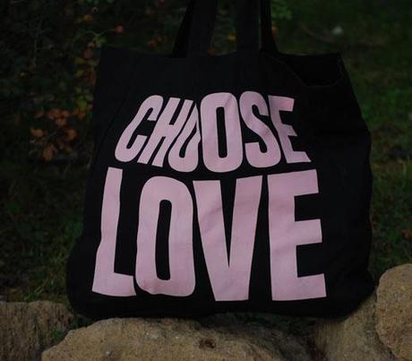 Alessandra Razete Choose Love Bag The Fashion Jungle