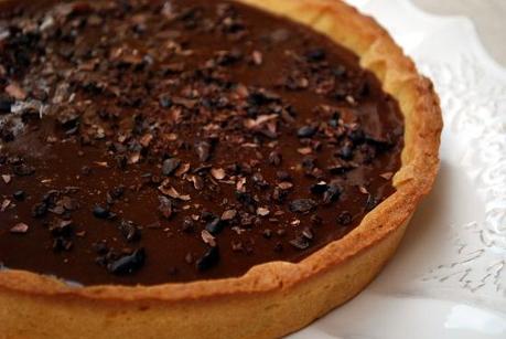 Crostata al caramello salato con cioccolato al latte giavanese