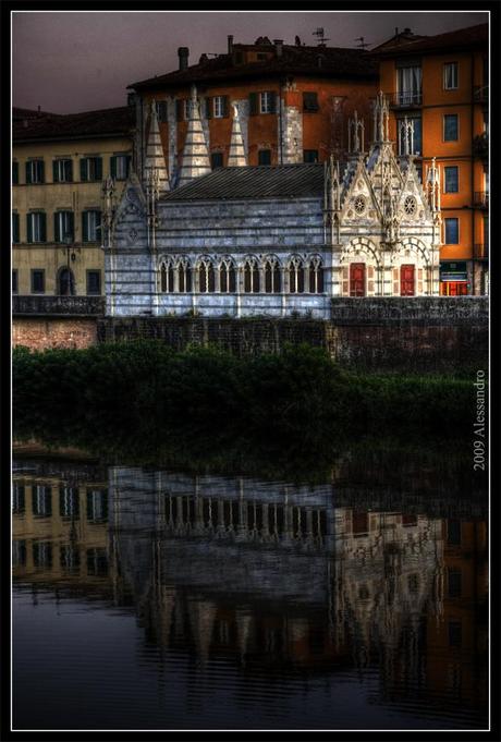 E' viva la Torre di Pisa