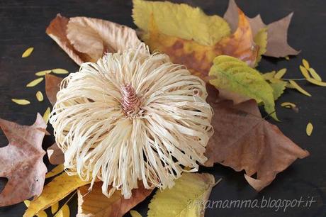 Zucca con rafia e filo di rame