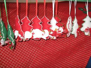 foresta di alberelli di feltro